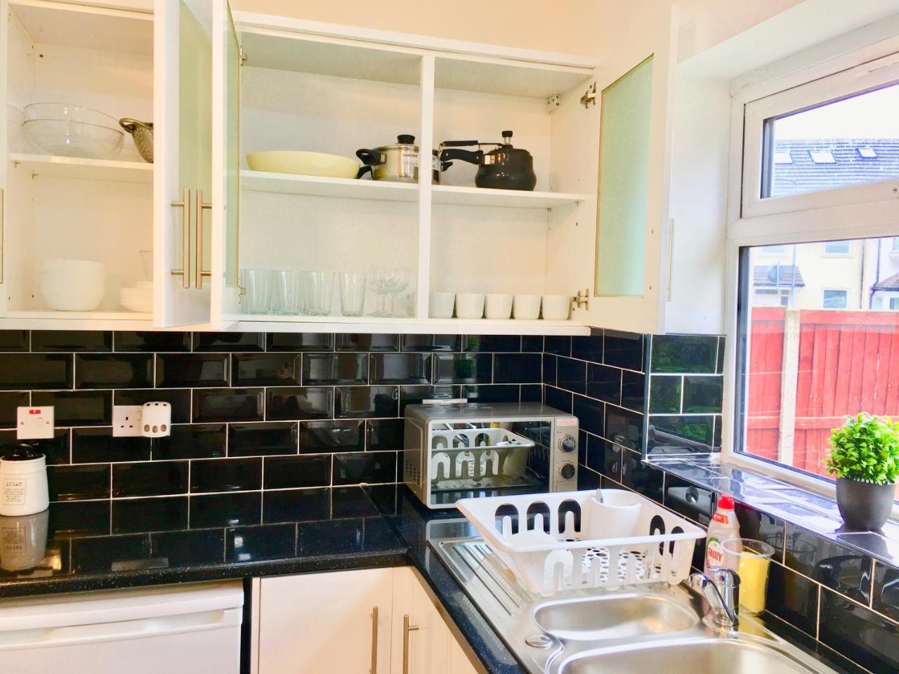 London 2 Bedroom Apartment, Kitchen, Reception&Private Garden Buitenkant foto