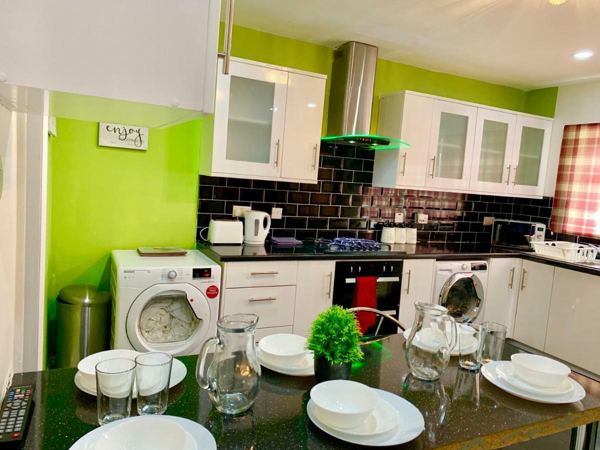 London 2 Bedroom Apartment, Kitchen, Reception&Private Garden Buitenkant foto